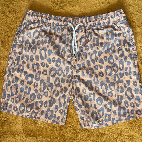 Men’s Leopard Print Swim Trunks - Size M - Picture 1 of 7
